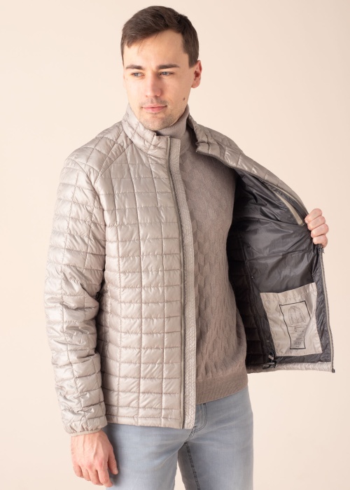 Guess pavasario-rudens striukė