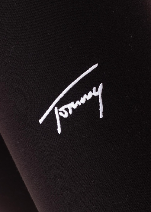 Tommy Jeans tamprės