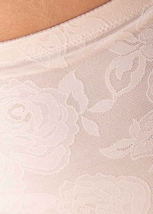 Triumph kelnaitės Wild Rose Sensation Highwaist