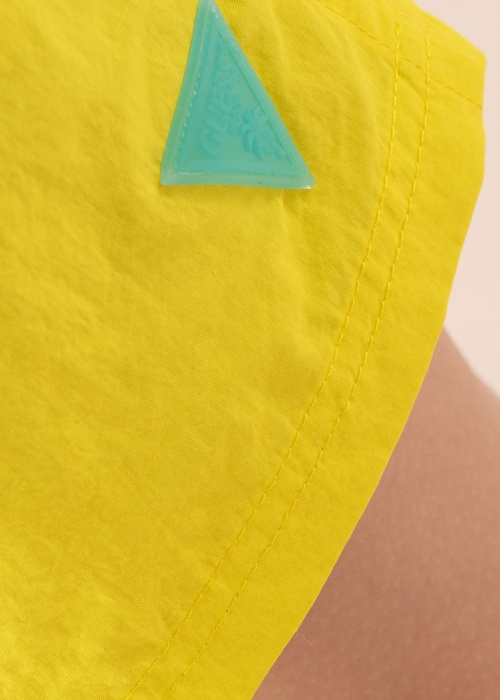 Guess maudymosi šortai