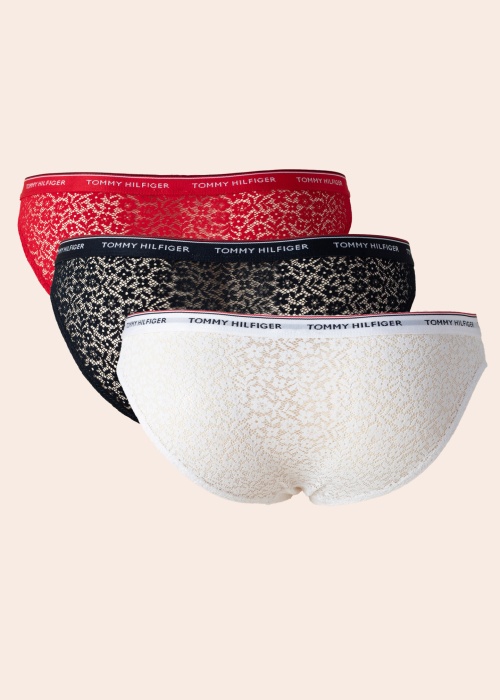 Tommy Hilfiger kelnaitės dėžutėje