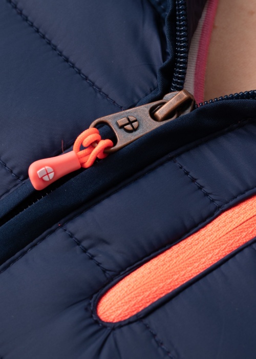 Protest pavasari-rudens striukė „Aaliyah”