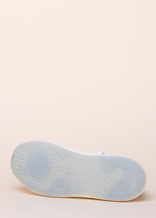 Caprice laisvalaikio bateliai