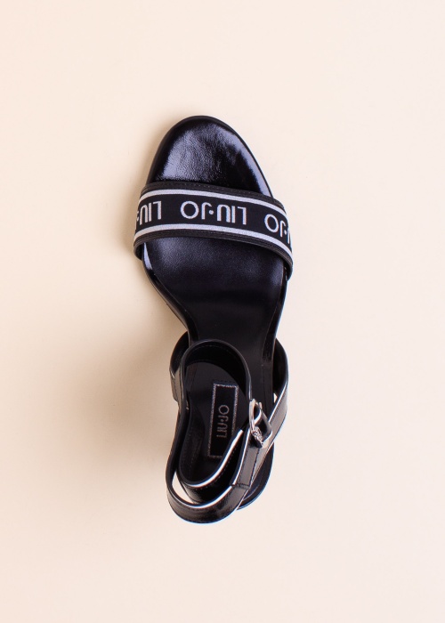 Liu-Jo Oda bateliai Pridėti 05