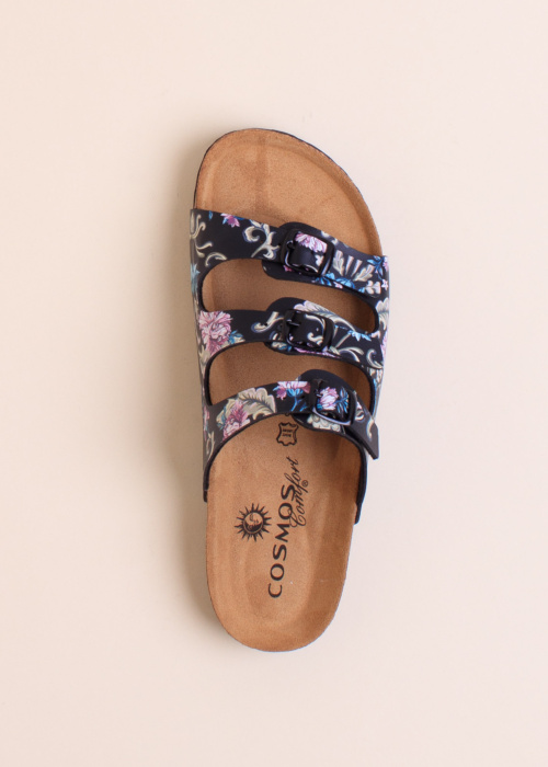 Cosmos sandalai