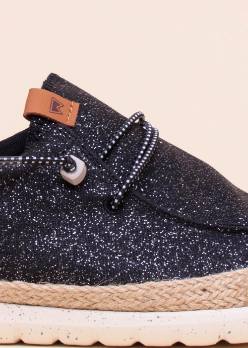 Wrangler laisvalaikio bateliai Kohala