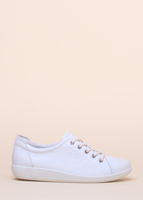 Ecco laisvalaikio bateliai