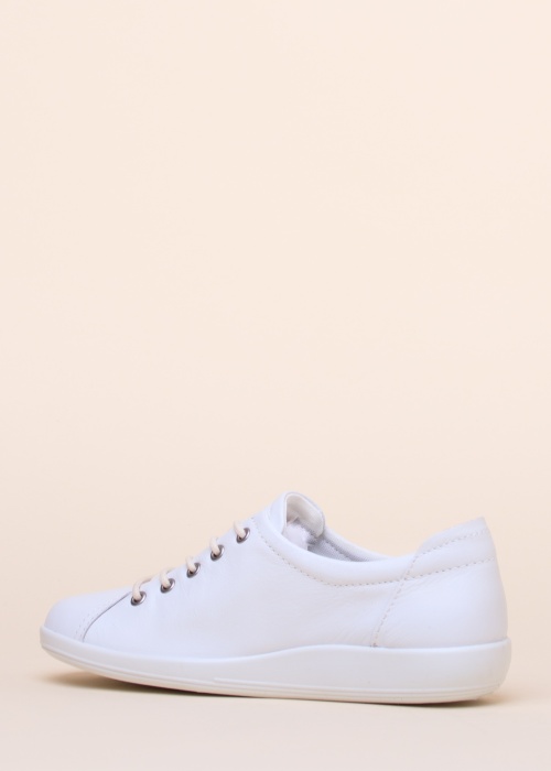 Ecco laisvalaikio bateliai