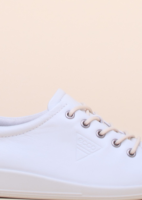 Ecco laisvalaikio bateliai