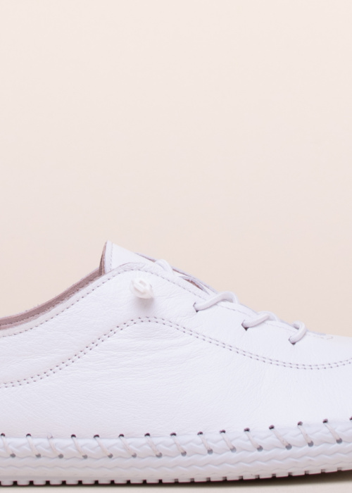 Cosmos laisvalaikio bateliai