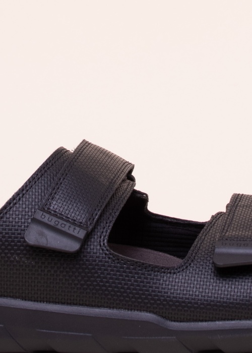 Bugatti sandalai Boas