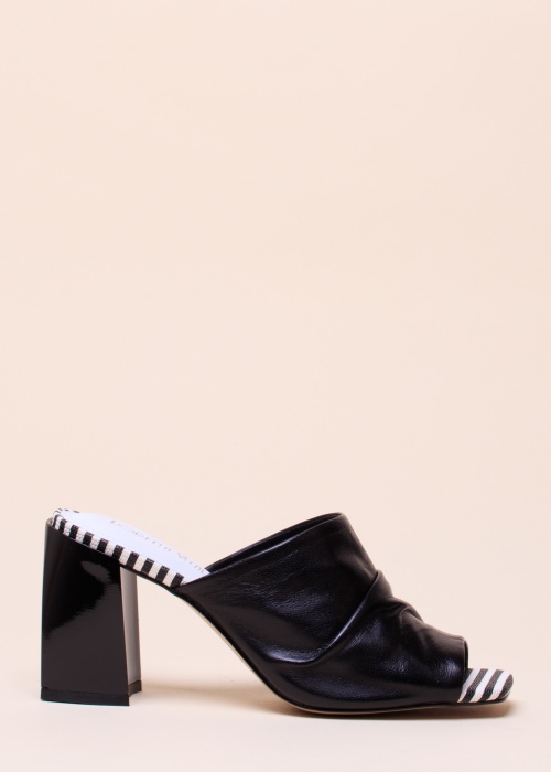 Loretta Vitale bateliai