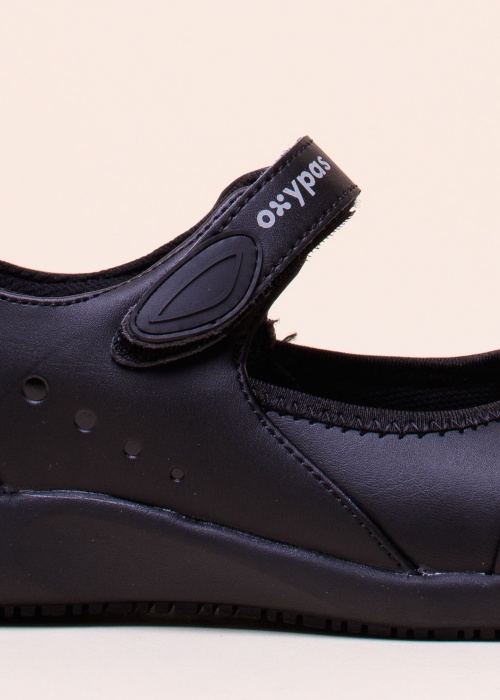 Oxypas darbo batai Nelie