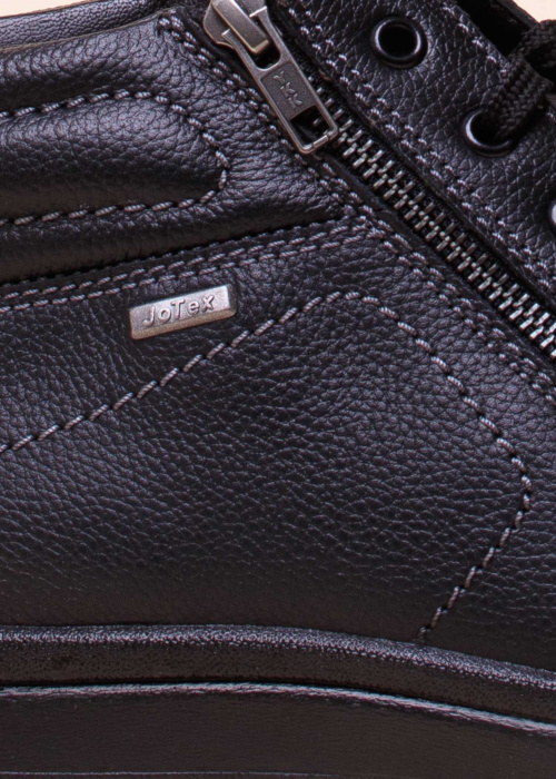 Jomos auliniai batai