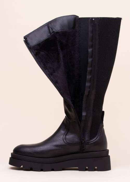 Musse & Cloud batai Madona