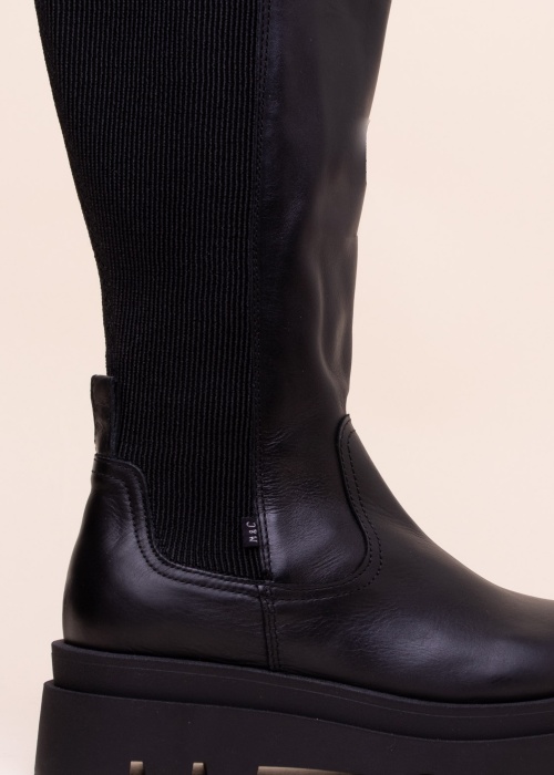 Musse & Cloud batai Madona