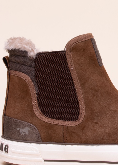 Mustang sportiniai bateliai