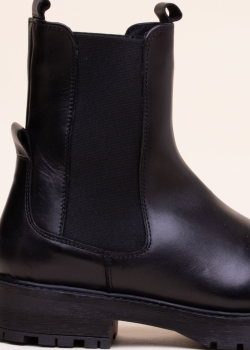 Pavement aulinukai Katelyn