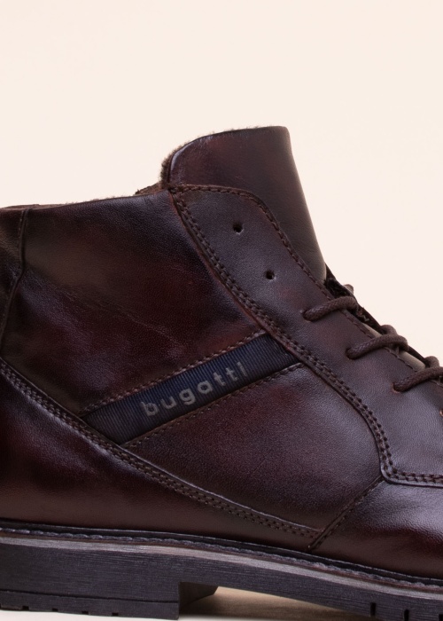 Bugatti aulinukai Caj