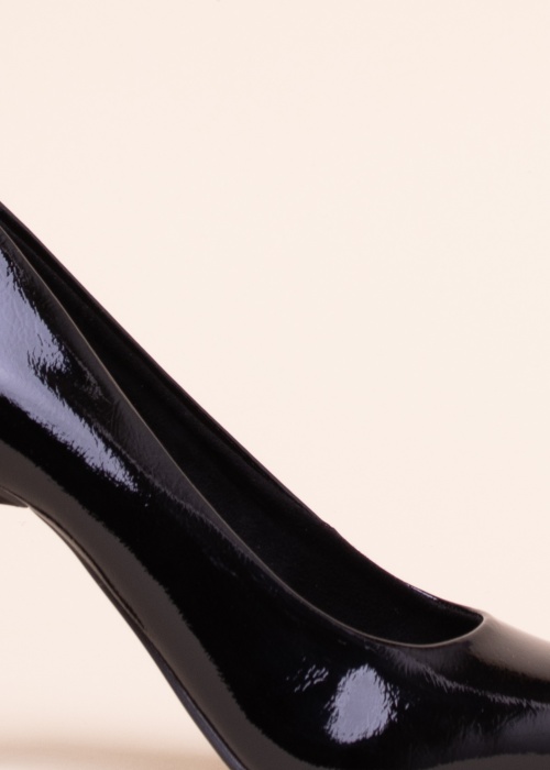 Marco Tozzi bateliai