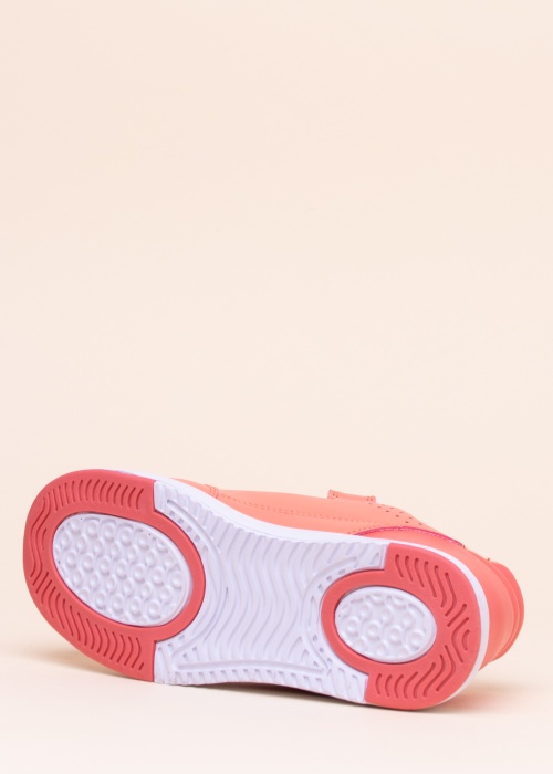 Lundeberg laisvalaikio bateliai Hemse