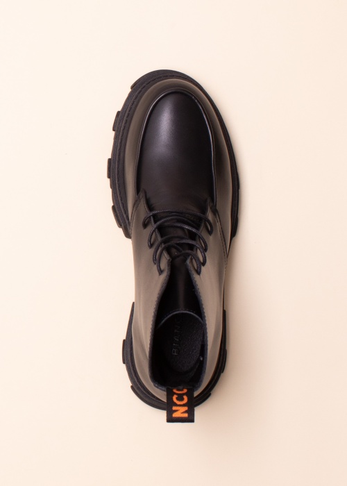 Bianco aulinukai Biaginny