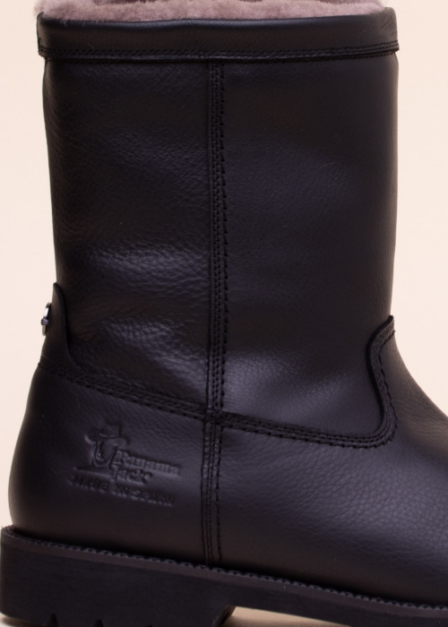 Panama Jack aulinukai