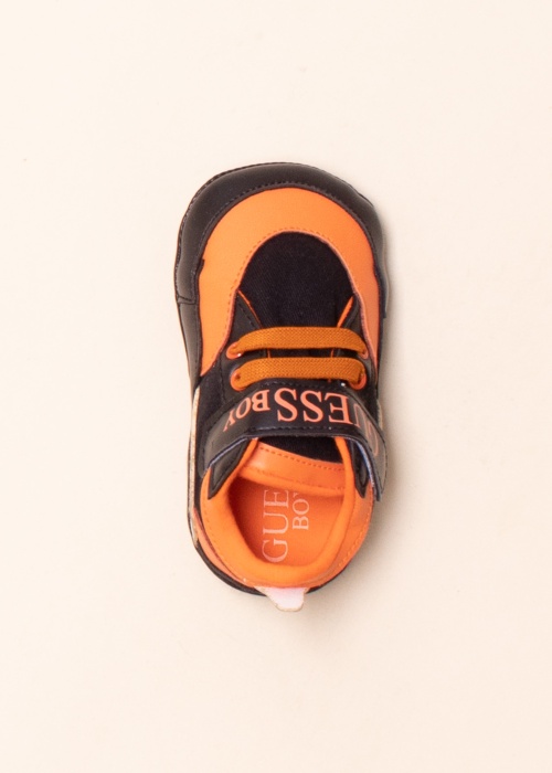 Guess laisvalaikio batai