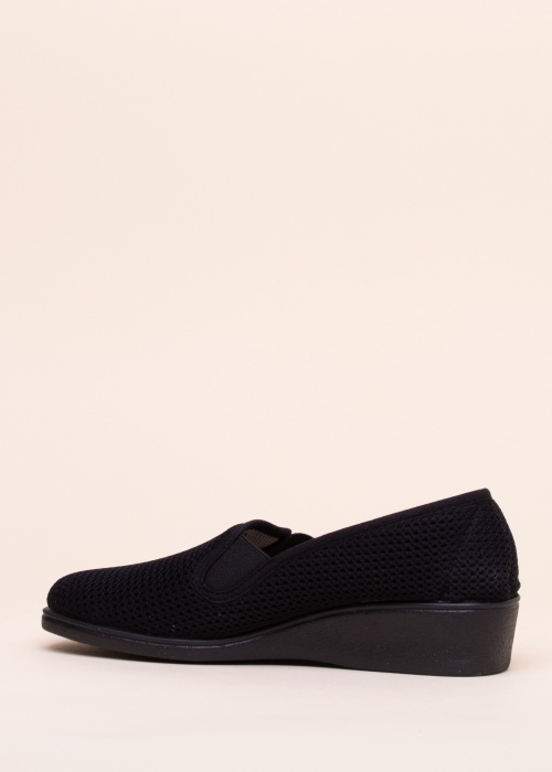 Campello uždari bateliai