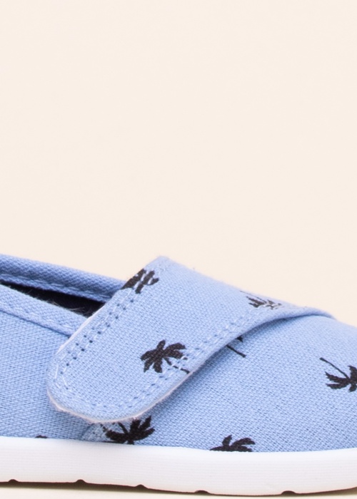 D.T. New York laisvalaikio bateliai