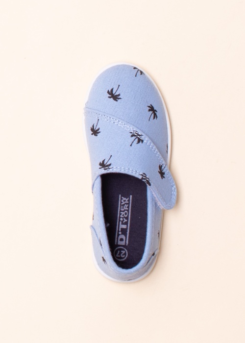 D.T. New York laisvalaikio bateliai