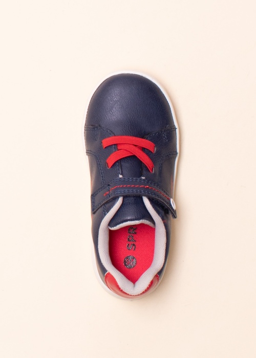 Sprox teniso bateliai