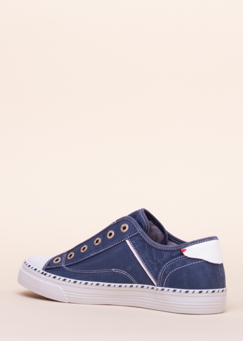 Mustang laisvalaikio batai