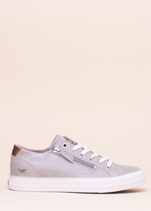 Mustang laisvalaikio batai