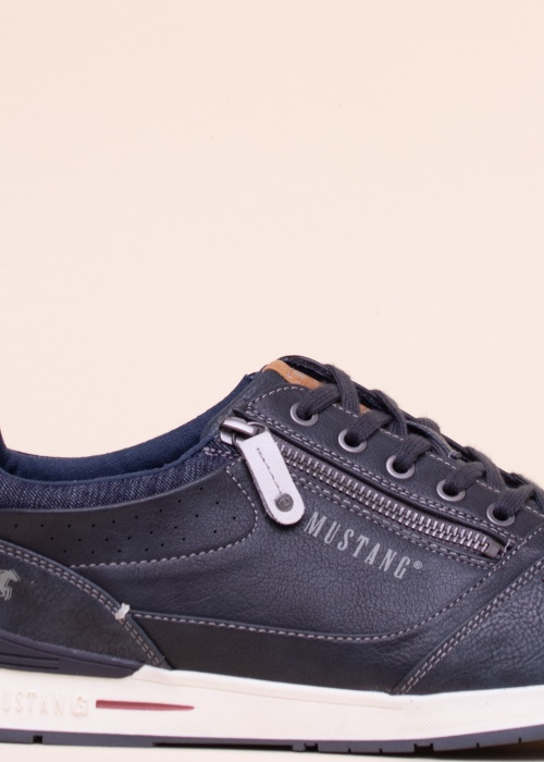 Mustang laisvalaikio bateliai