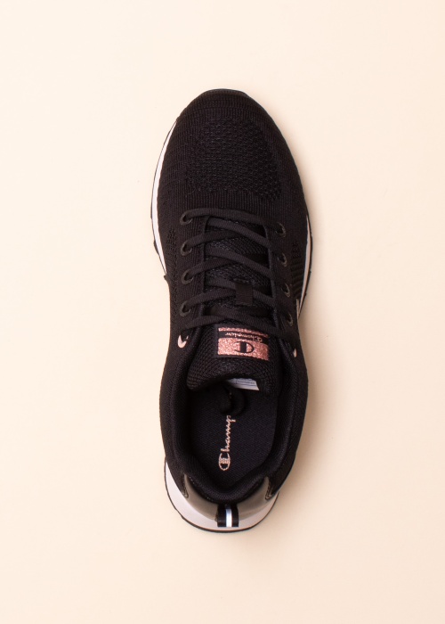 Champion laisvalaikio bateliai Champ