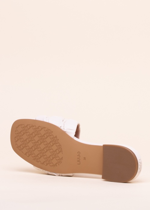 Liu-Jo bateliai Astra 35