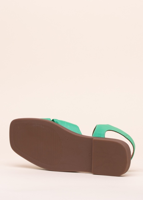 Molly Bessa basutės