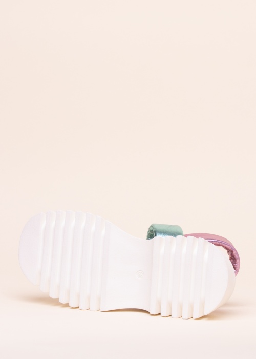 Molly Bessa basutės