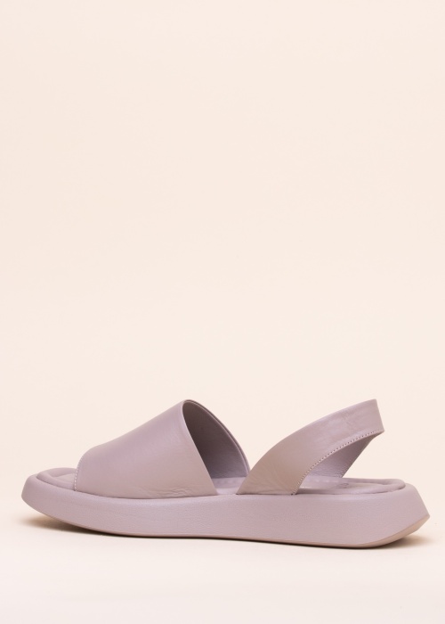 Molly Bessa basutės