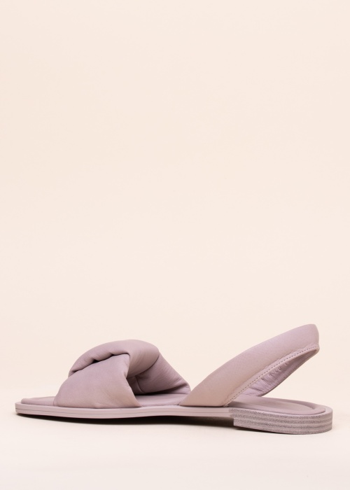 Molly Bessa basutės