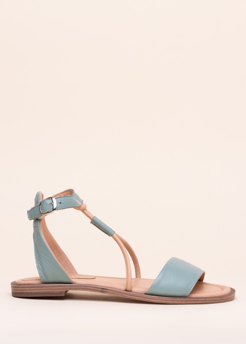 Molly Bessa basutės