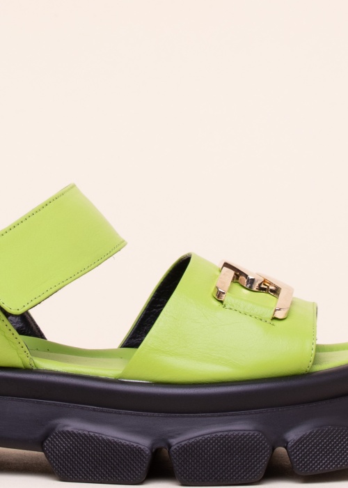 Molly Bessa basutės