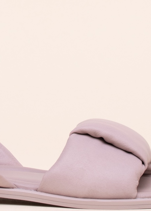 Molly Bessa basutės