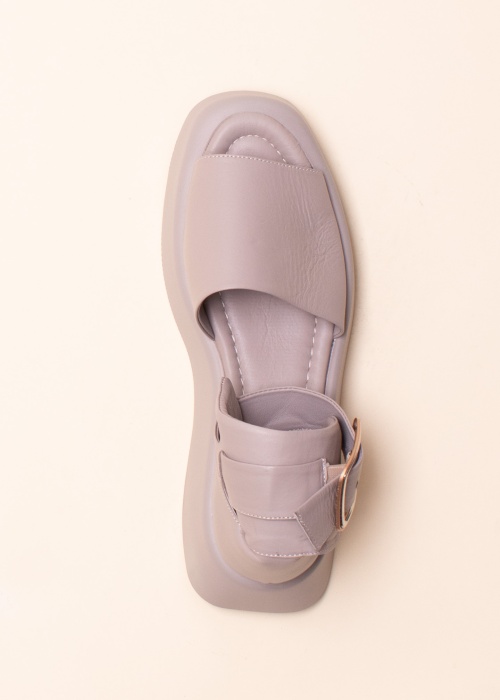 Molly Bessa basutės