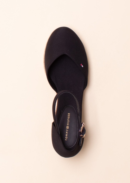 Tommy Hilfiger bateliai