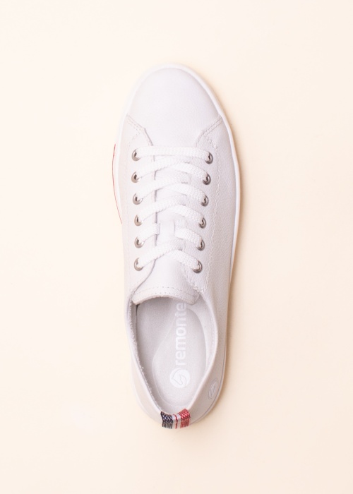 Remonte teniso bateliai