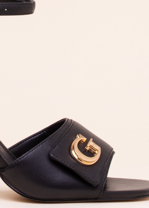 Guess bateliai Kernara