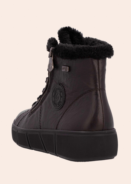 Remonte žieminiai batai