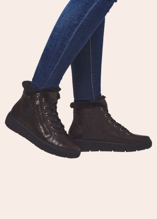 Remonte žieminiai batai